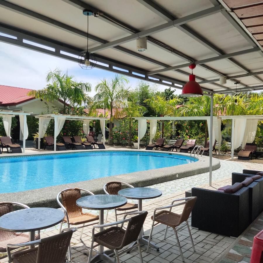 Garden Village Resort Moalboal Exteriér fotografie